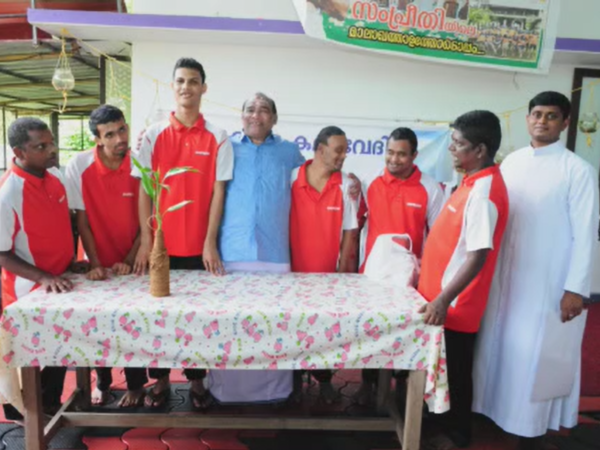 താളപ്പെരുമയുടെ തമ്പുരാൻ സംപ്രീതിയിലെ മാലാഖത്താള ത്തോടൊപ്പം…